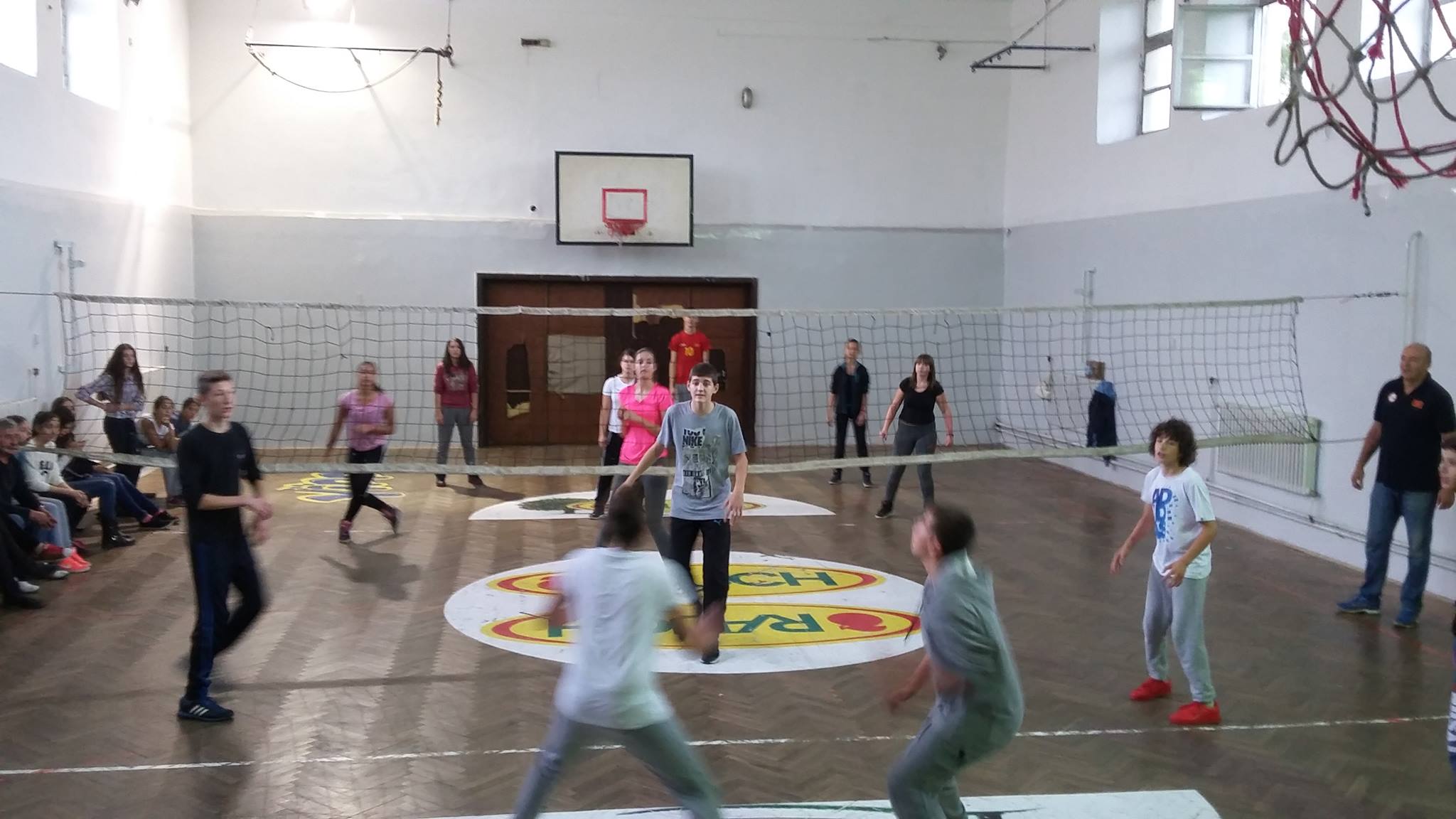 čas-odbojke-osnovna-skola-podgorica-odbojka