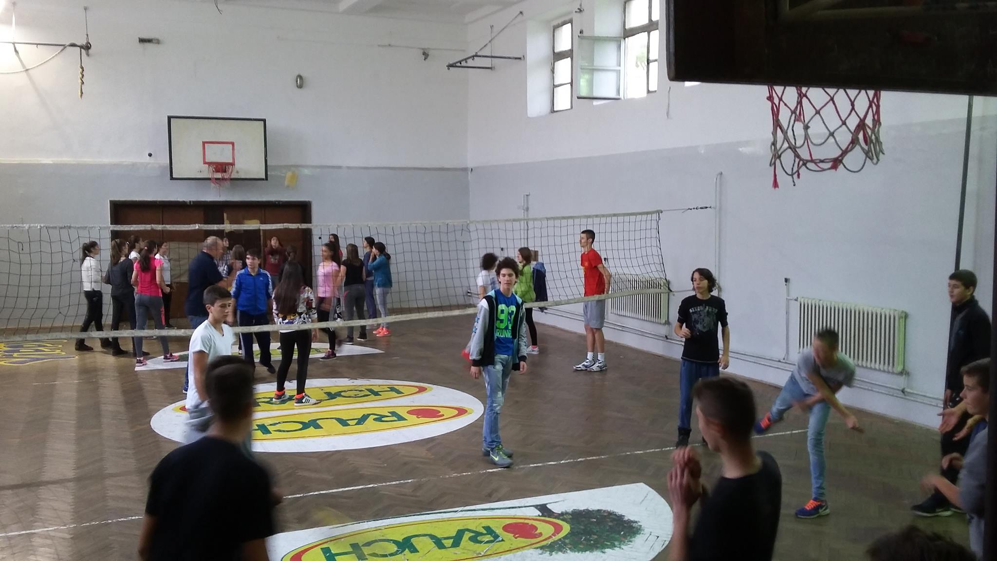 čas-odbojke-osnovna-skola-podgorica-odbojka04