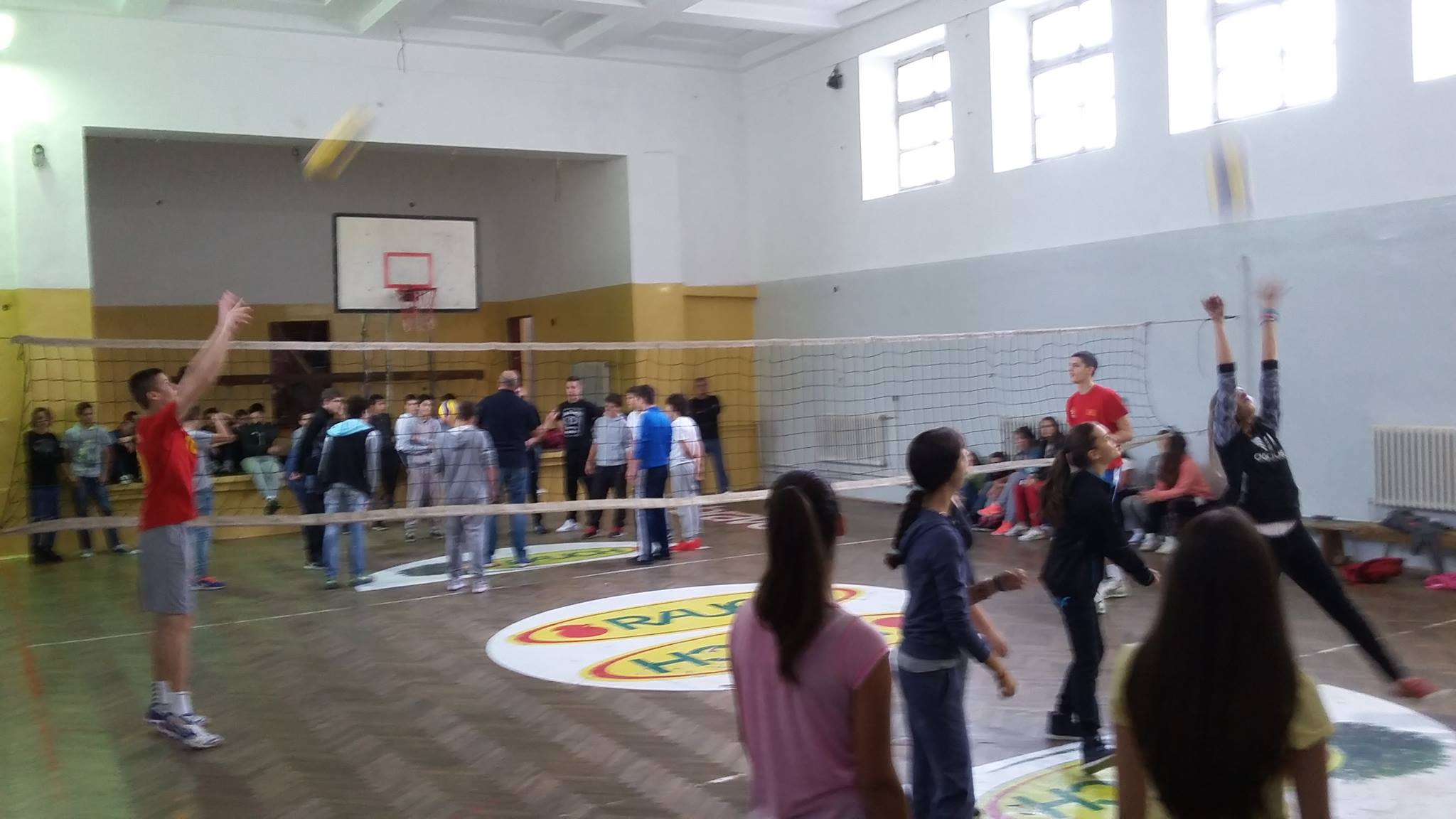 čas-odbojke-osnovna-skola-podgorica-odbojka06
