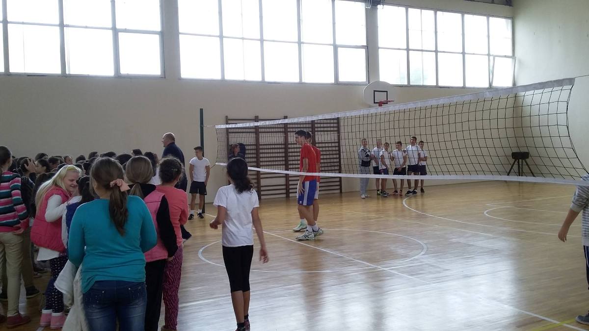 čas-odbojke-osnovna-škola-oscg-bozidar-vukovic-podgoricanin-podgorica-odbojka-crna-gora-odbojkaski-savez-crne-gore06