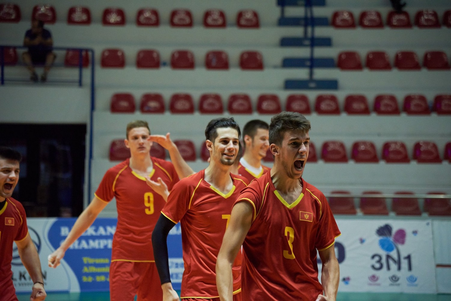 muska juniorska odbojkaska reprezentacija crne gore juniori odbojkasi balkansko prvenstvo tirana prvaci 27
