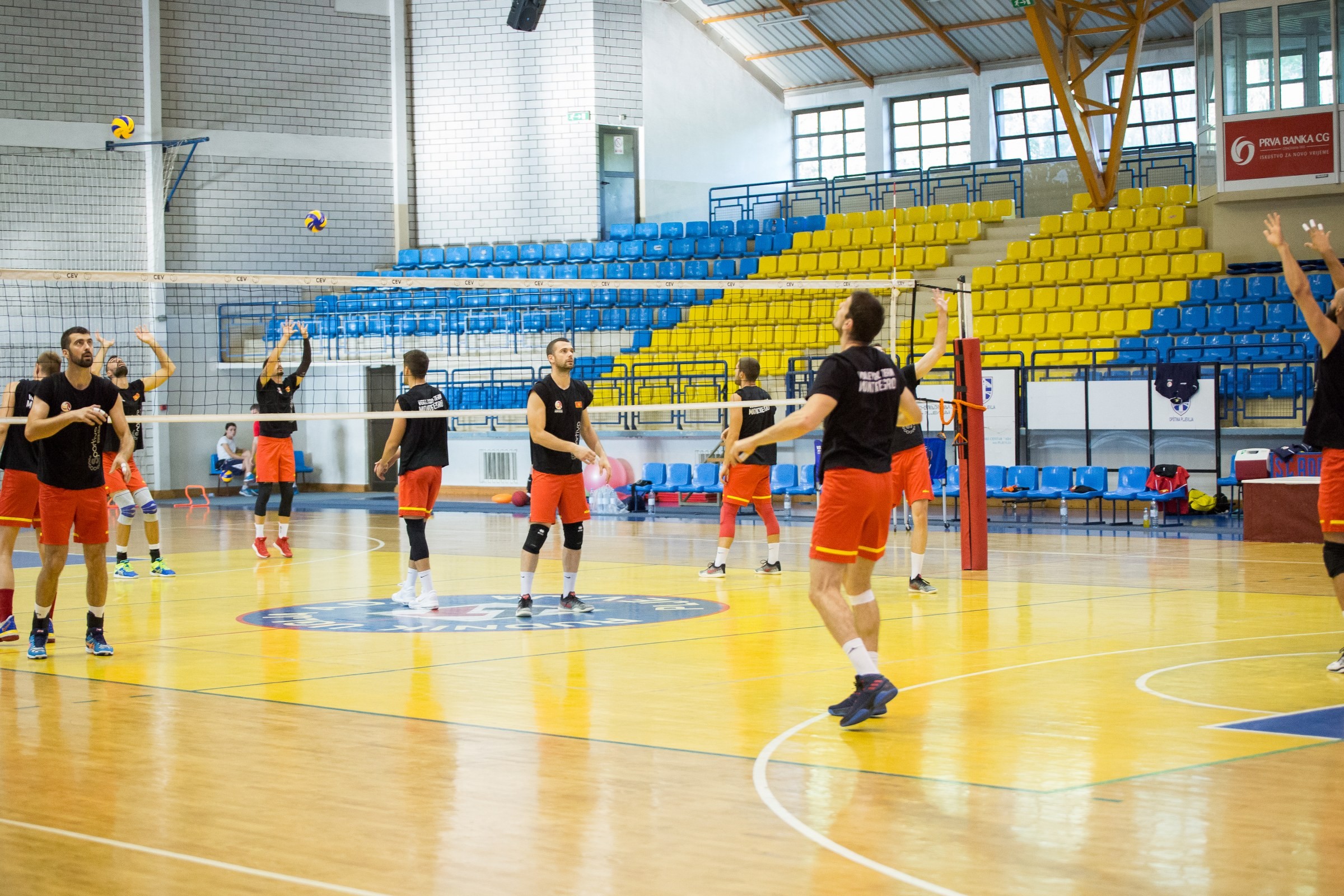 muska odbojkaska reprezentacija crna gora seniori trening 136