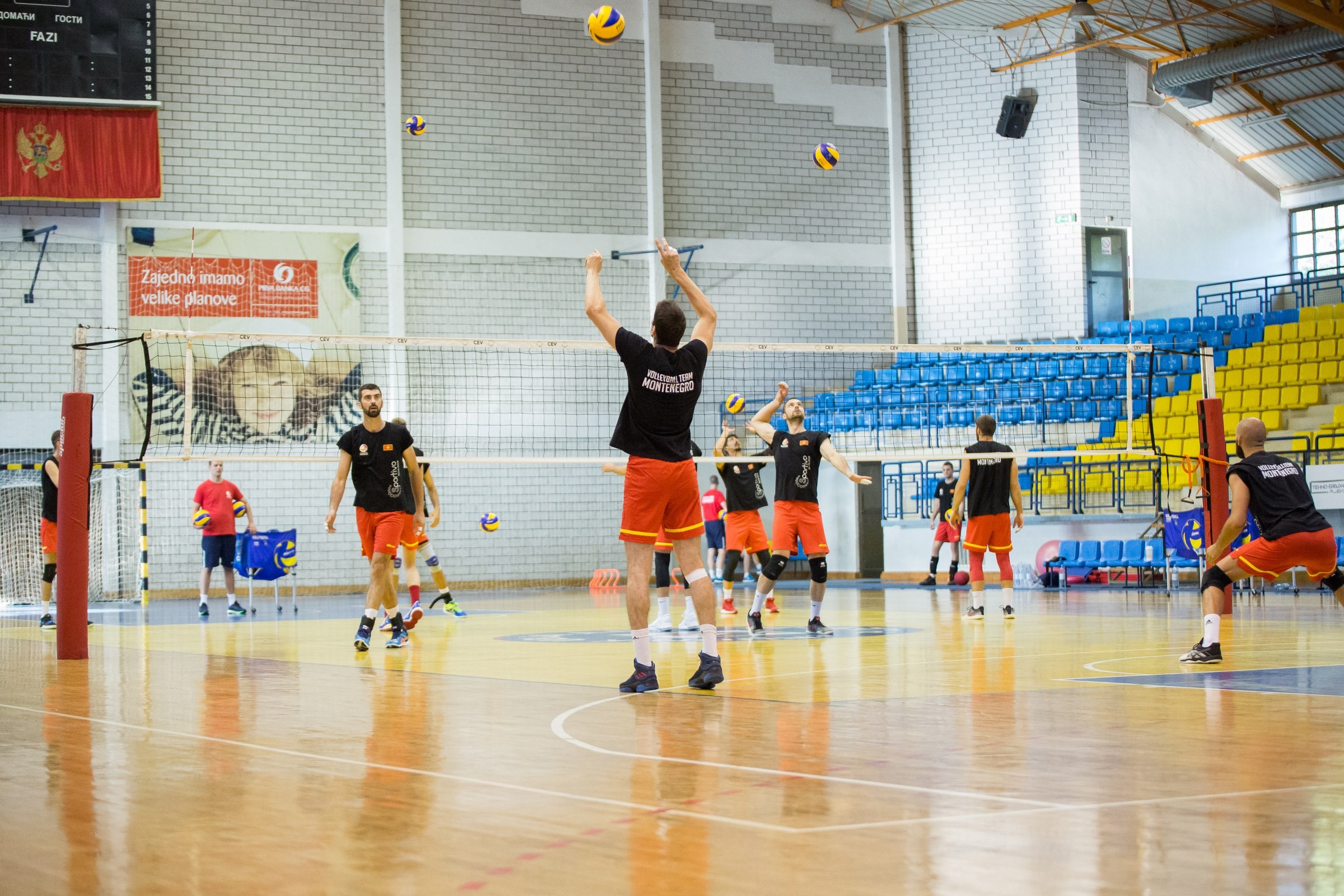muska odbojkaska reprezentacija crna gora seniori trening 148